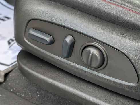 Certified 2022 Chevrolet Blazer RS image 33