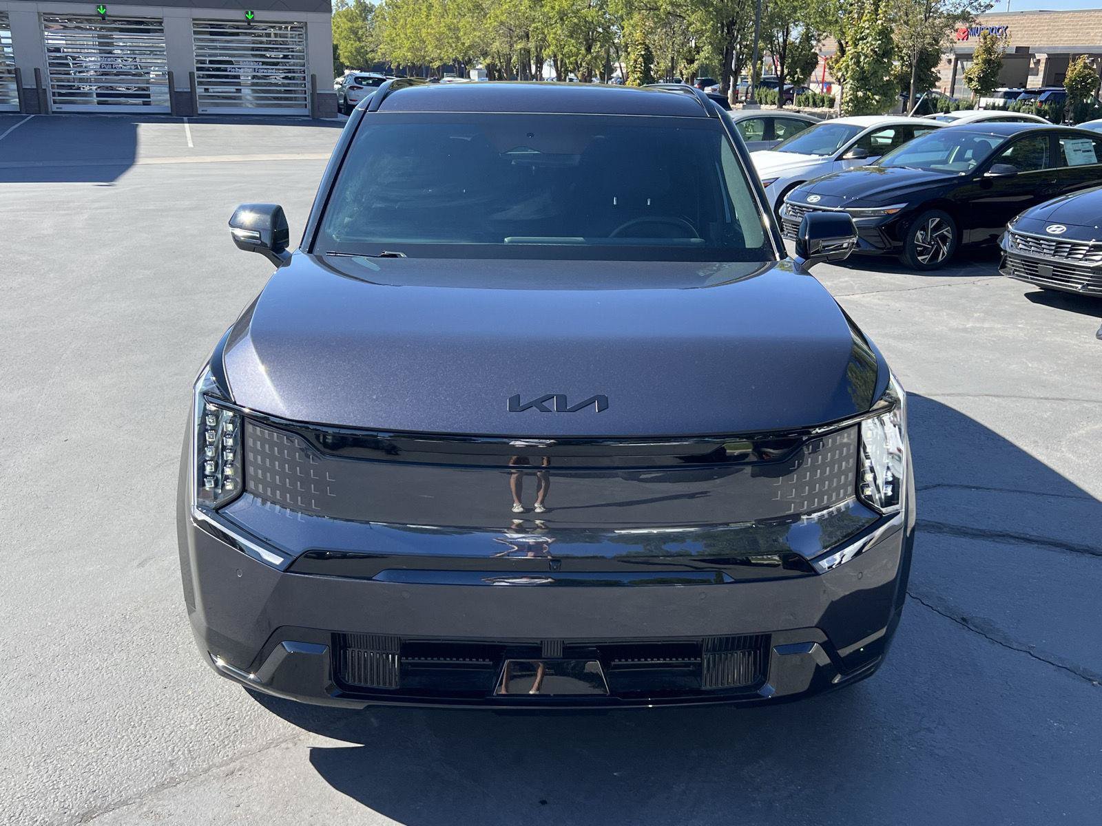 Used 2026 Kia EV9 Land w/ Nightfall Edition Package AWD/4WD image 14