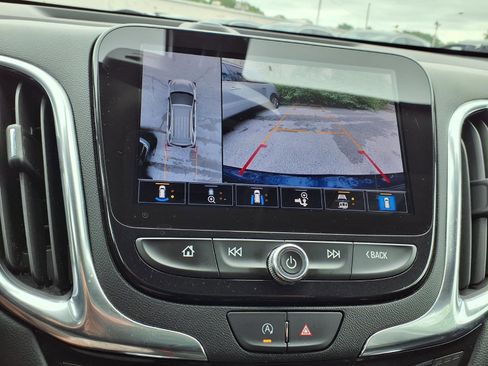 Used 2022 Chevrolet Equinox Premier AWD/4WD image 7