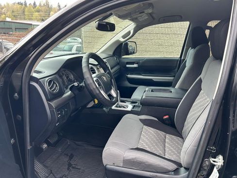 Used 2014 Toyota Tundra SR5 w/ TRD Off Road Package AWD/4WD image 10