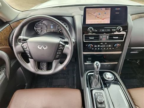 Certified 2024 INFINITI QX80 Premium Select w/ Cargo Package image 15
