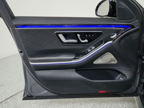 Certified 2023 Mercedes-Benz S 500 4MATIC image 38