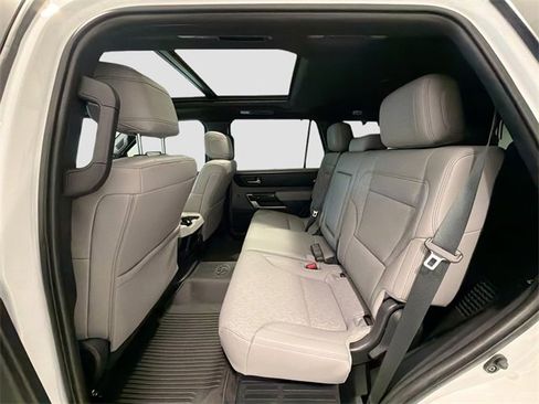 Certified 2025 Toyota Sequoia Limited image 21