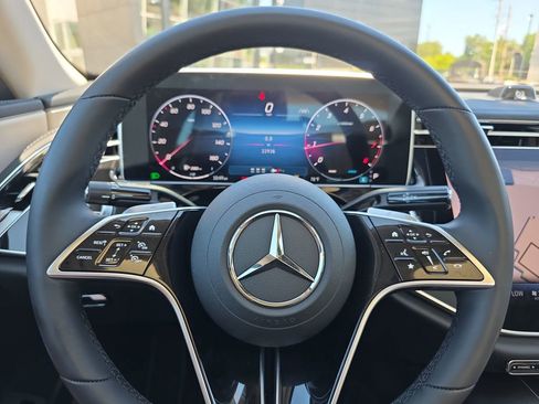 Certified 2024 Mercedes-Benz E 350 4MATIC Sedan image 20