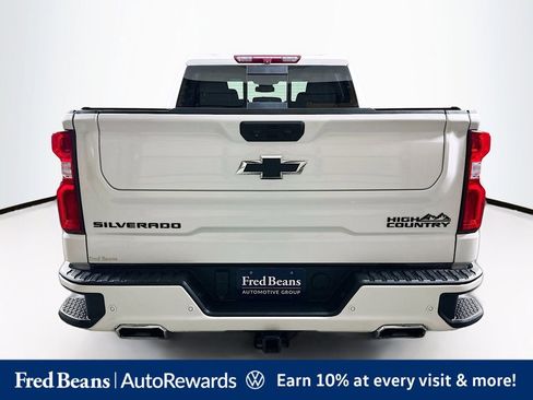 Used 2023 Chevrolet Silverado 1500 High Country w/ High Country Premium Package AWD/4WD image 6