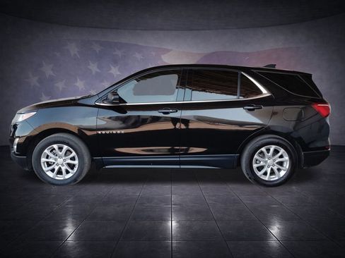 Used 2020 Chevrolet Equinox LT FWD image 2