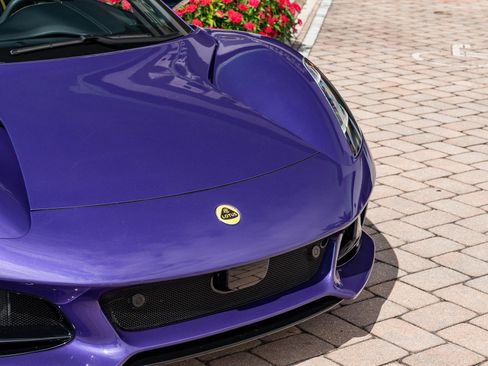 New 2026 Lotus Emira SE image 7