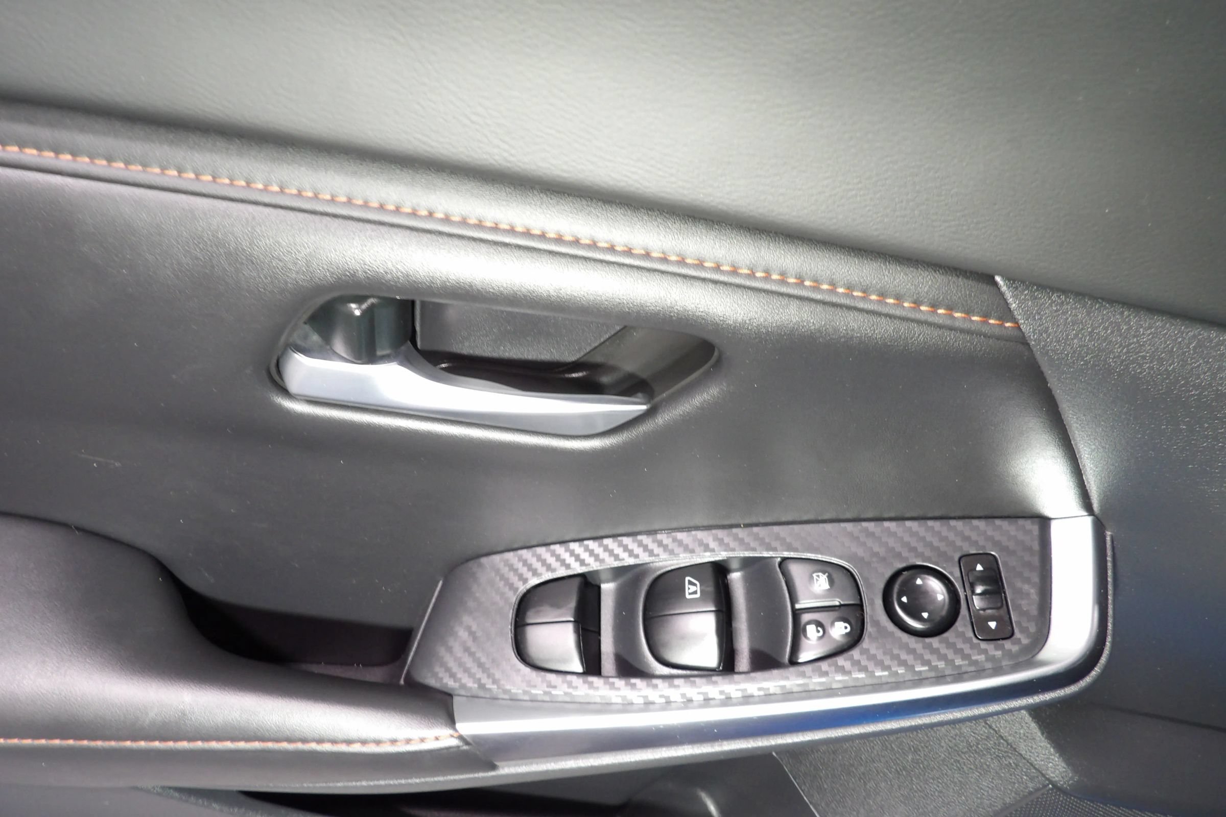 Used 2023 Nissan Sentra SR w/ Trunk Package FWD image 10