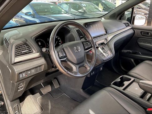 Used 2025 Honda Odyssey Sport-L image 16