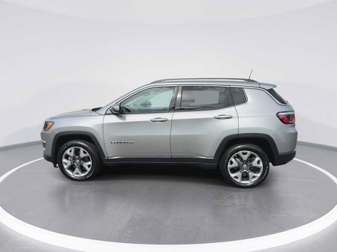 Used 2019 Jeep Compass Limited AWD/4WD image 5