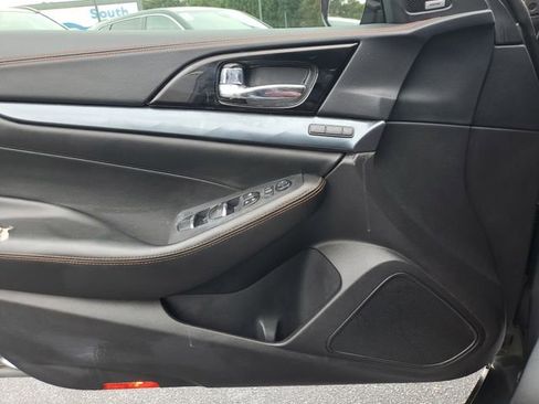 Used 2023 Nissan Maxima SR w/ Sport Mat Group FWD image 29