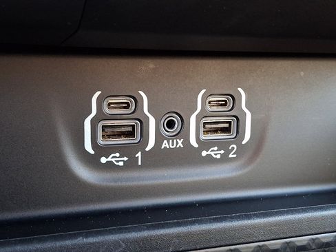 Used 2022 RAM 1500 Big Horn AWD/4WD image 23