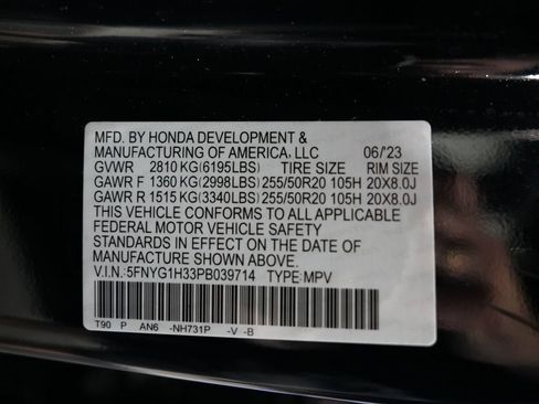 Used 2023 Honda Pilot Sport image 15