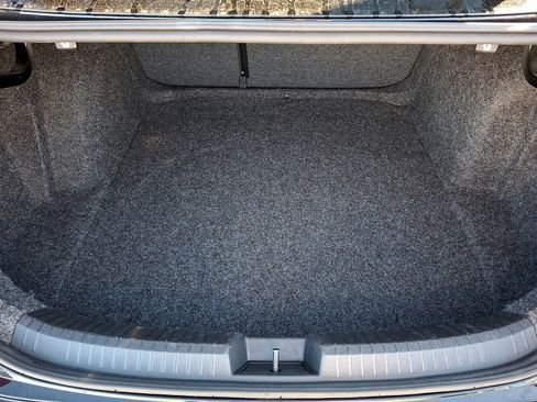 Used 2024 Volkswagen Jetta SE image 28