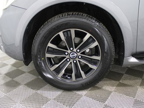 Used 2017 Nissan Armada Platinum image 44