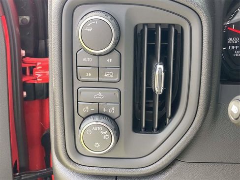 New 2026 Chevrolet Silverado 1500 Custom image 26