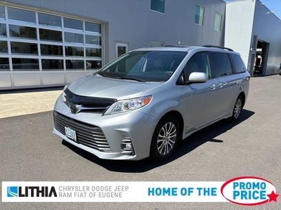 Used 2020 Toyota Sienna XLE
