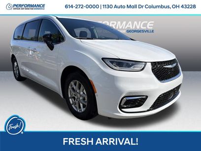 Certified 2026 Chrysler Pacifica Select