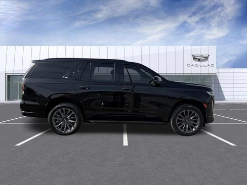 Certified 2024 Cadillac Escalade Premium Luxury w/ Performance Package AWD/4WD image 2
