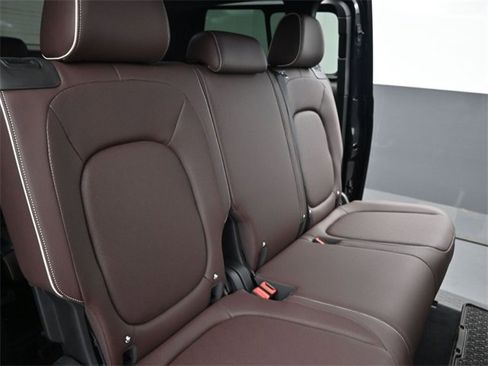 New 2025 Volkswagen ID. Buzz Pro S image 27