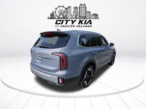 Certified 2023 Kia Telluride EX FWD image 6