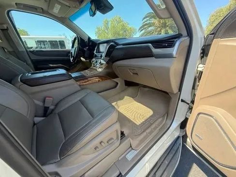Used 2015 Chevrolet Tahoe LTZ RWD image 10