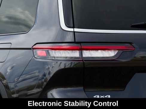 New 2026 Jeep Grand Cherokee L Laredo AWD/4WD image 9