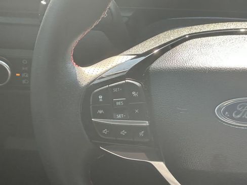 Used 2024 Ford Explorer ST-Line w/ Class IV Trailer Tow Package image 25