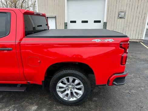 Used 2020 Chevrolet Silverado 1500 Custom w/ Custom Value Package image 15