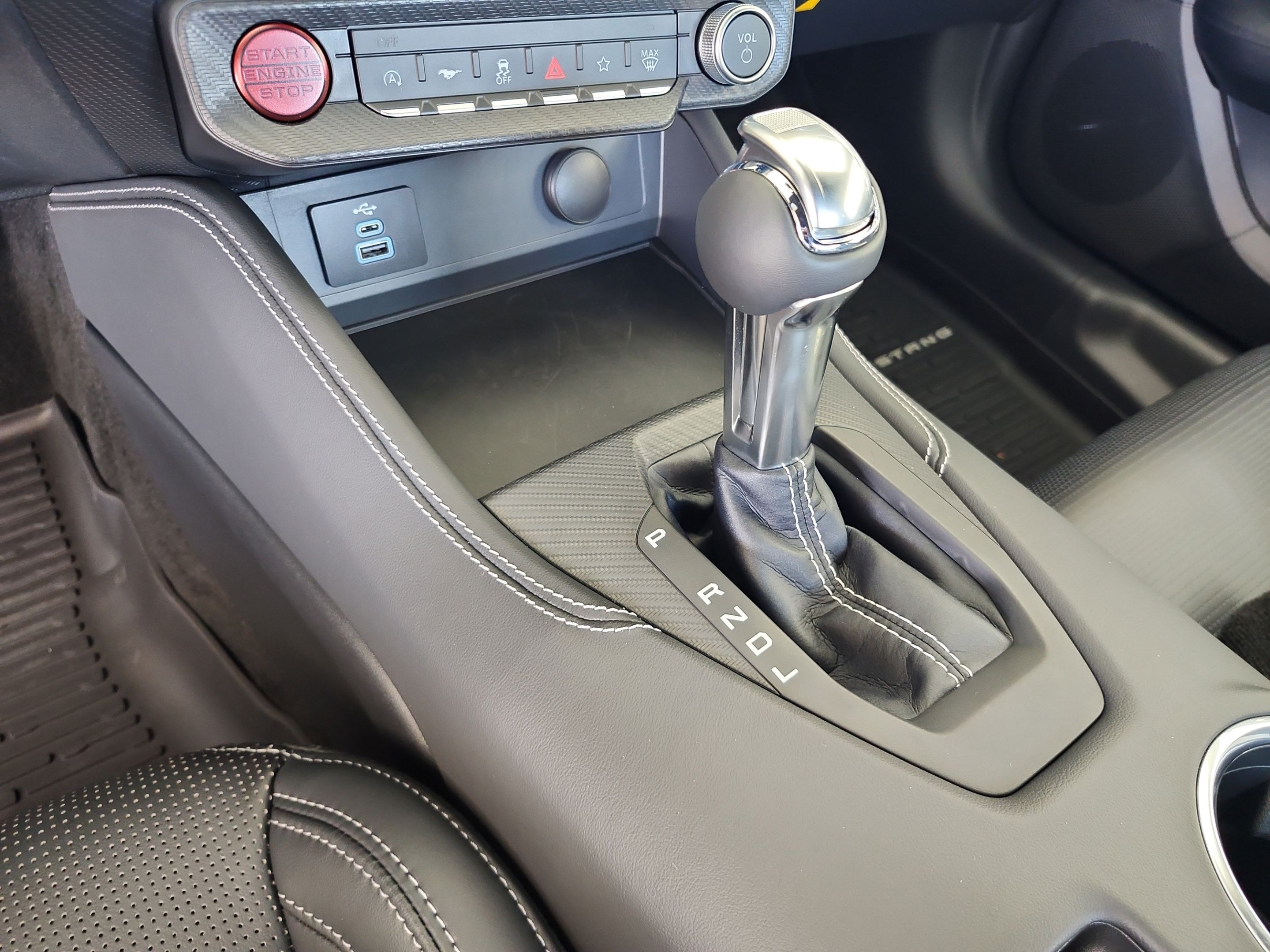Certified 2026 Ford Mustang Premium RWD image 14