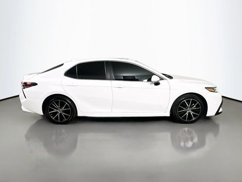 Used 2023 Toyota Camry SE w/ Convenience Package FWD image 7