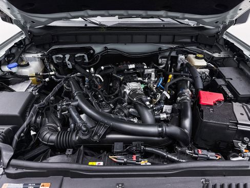 Used 2021 Ford Bronco First Edition image 8