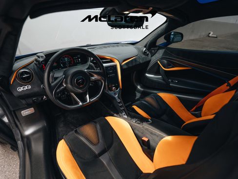 Used 2024 McLaren 750S Spider RWD image 25