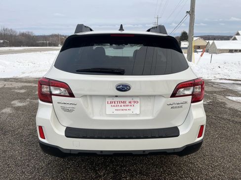 Used 2017 Subaru Outback 2.5i Limited image 4