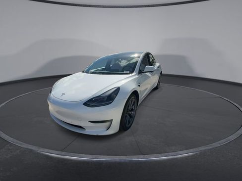 Used 2021 Tesla Model 3 Long Range AWD/4WD image 3
