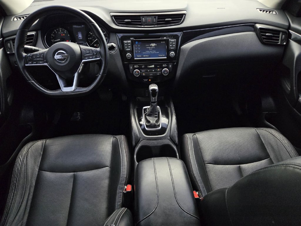 Used 2018 Nissan Rogue Sport SL FWD image 14