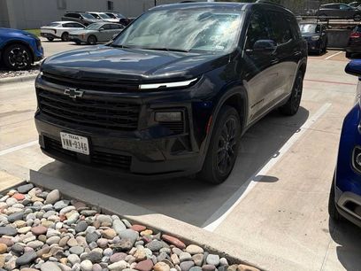 Used 2024 Chevrolet Traverse LT w/ Midnight/Sport Edition