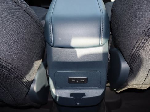 New 2025 Ford Maverick XL image 29