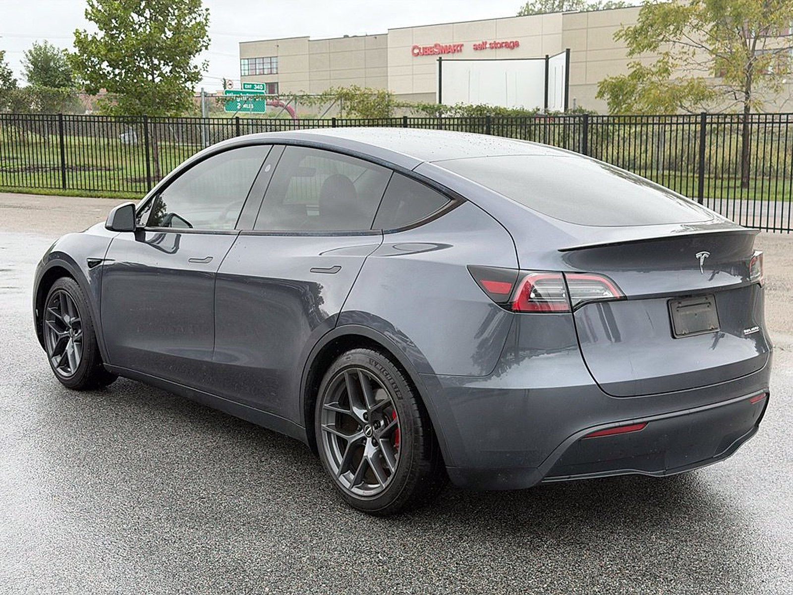 Used 2023 Tesla Model Y Performance AWD/4WD image 5