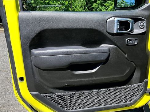 Used 2024 Jeep Wrangler Sport AWD/4WD image 25