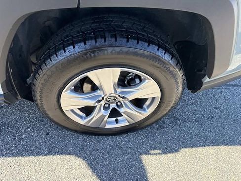 Used 2023 Toyota RAV4 XLE image 14