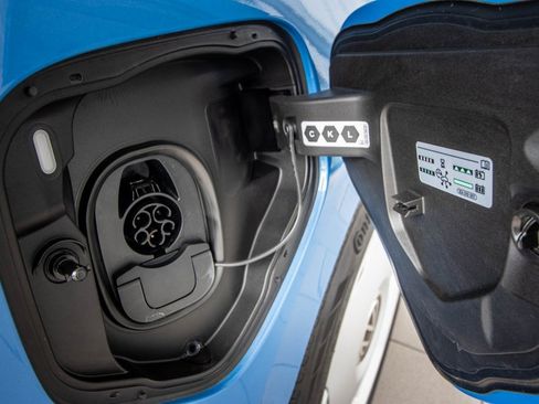 New 2025 Volkswagen ID. Buzz 1st Edition image 20