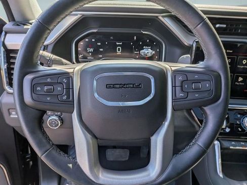 Used 2024 GMC Sierra 1500 Denali w/ Denali Reserve Package AWD/4WD image 18