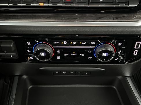 New 2026 Chevrolet Silverado 2500 LTZ w/ LTZ Plus Package image 32