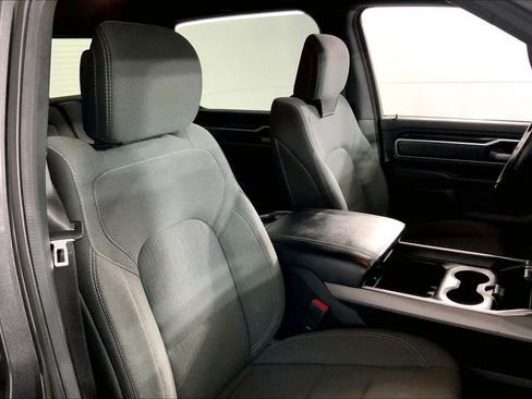 Used 2022 RAM 1500 Big Horn AWD/4WD image 7