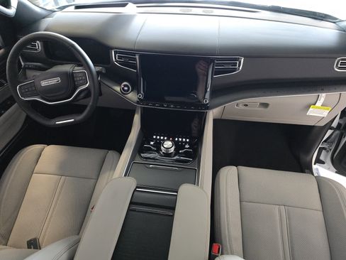 New 2026 Jeep Grand Wagoneer L Summit AWD/4WD image 27