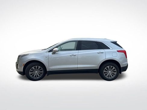 Used 2019 Cadillac XT5 Luxury image 2