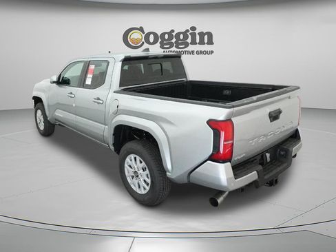 New 2026 Toyota Tacoma SR5 AWD/4WD image 10