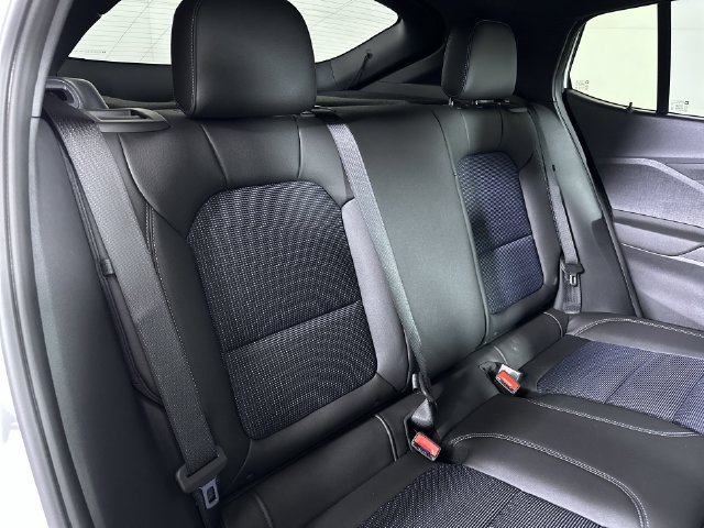 New 2026 Buick Envista Sport Touring w/ Convenience I Package FWD image 29