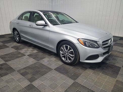 Used 2016 Mercedes-Benz C 300 4MATIC Sedan image 13